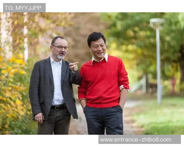 周磊专访:深入探讨篮球领域成功的秘诀与心路历程 周磊专访:深入探讨篮球领域成功的秘诀与心路历程